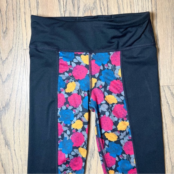 Nike Girls' Dri-Fit One Luxe Leggings in Black/Rush Pink Color Girls Size Small - Picture 2 of 9